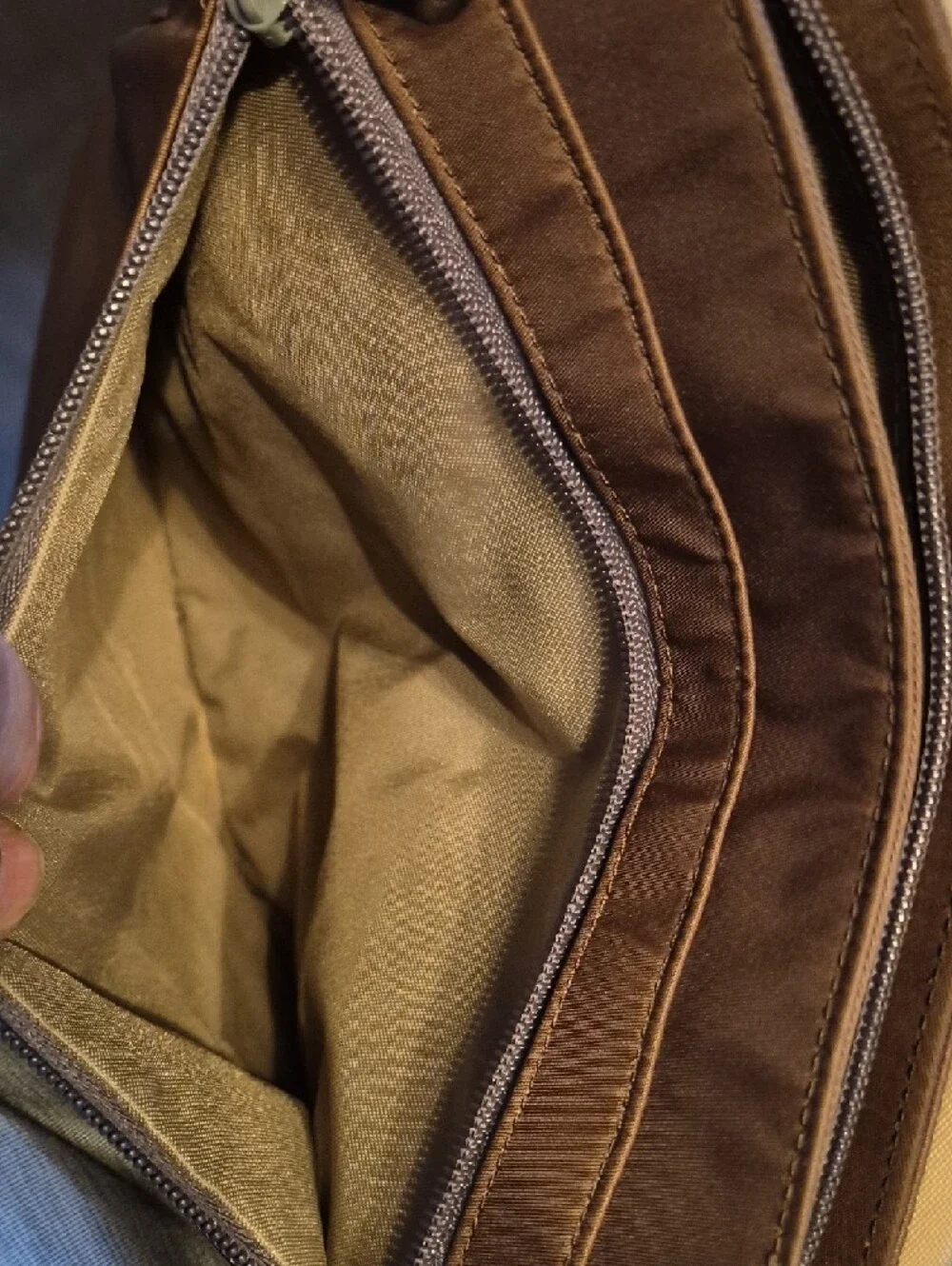 WOMEN'S Pacsafe‎ Brown Shoulder Crossbody Bag